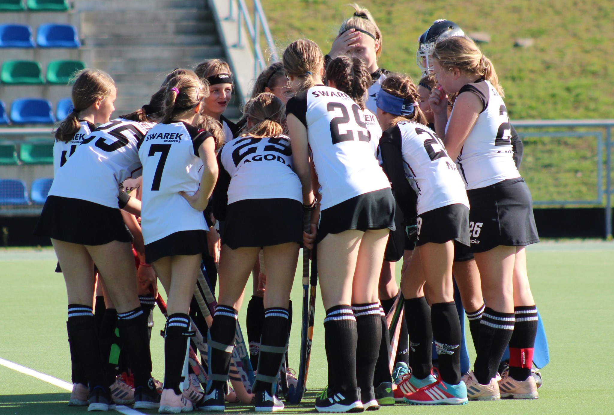 U-14 KS WARTA POZNAŃ – UKS SWAREK dziewczyny